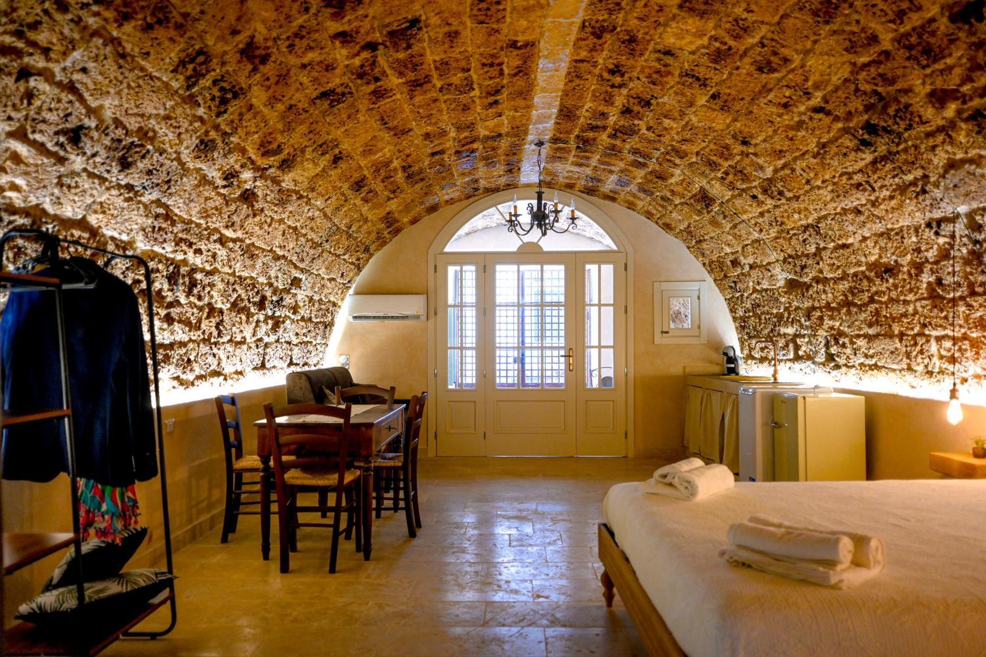 La Grotta, Luxury & * Noto